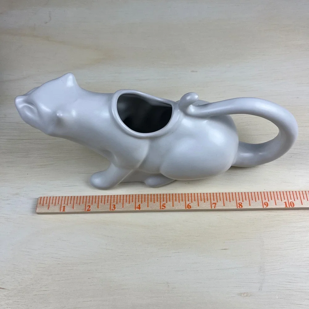 Puking Kitty Gravy Boat White Ceramic Novelty Cat Sauce Pitcher Humor Gift